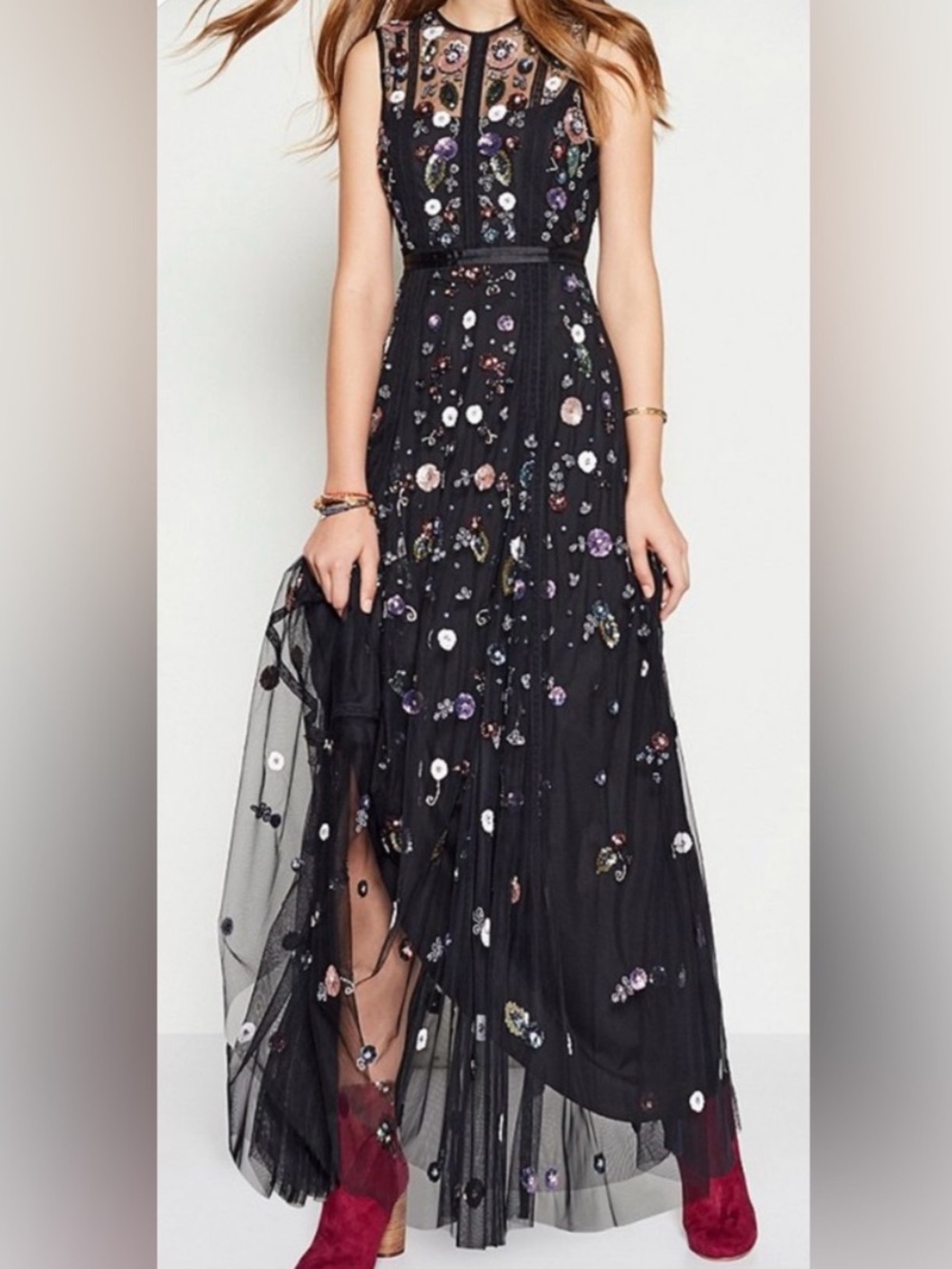 EUC Chelsea and Violet Maxi Floral Embroidered Dress